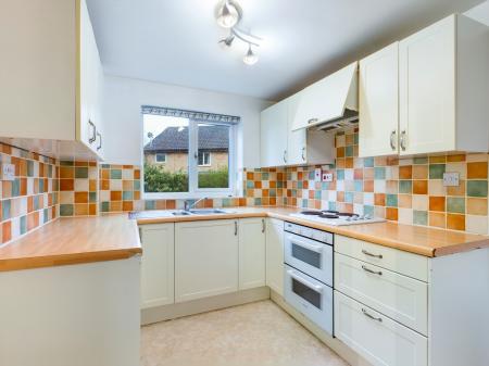 3 bedroom Detached house to let in Cropmark Way, Hatch Warren, Basingstoke, RG22