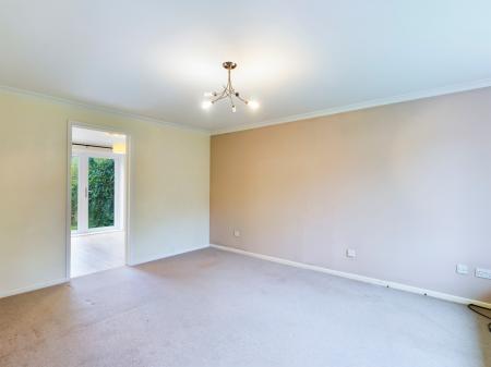 3 bedroom Detached house to let in Cropmark Way, Hatch Warren, Basingstoke, RG22
