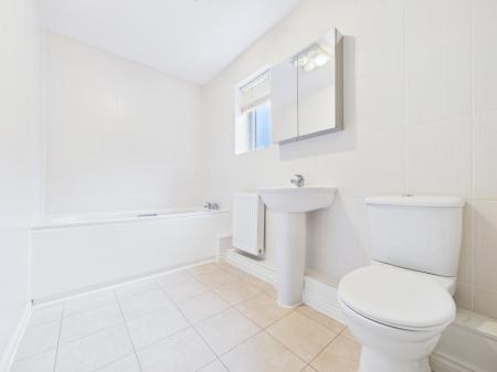 5 bedroom Detached house to let in Mailing Way, Limes Park, Basingstoke, RG24