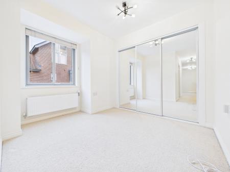 5 bedroom Detached house to let in Mailing Way, Limes Park, Basingstoke, RG24
