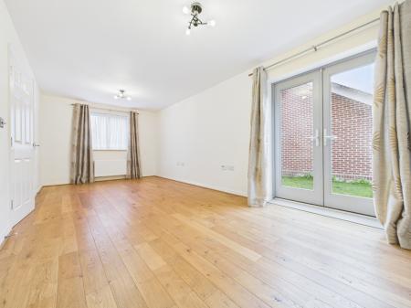 5 bedroom Detached house to let in Mailing Way, Limes Park, Basingstoke, RG24