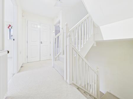 5 bedroom Detached house to let in Mailing Way, Limes Park, Basingstoke, RG24