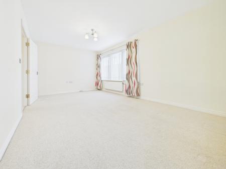 5 bedroom Detached house to let in Mailing Way, Limes Park, Basingstoke, RG24