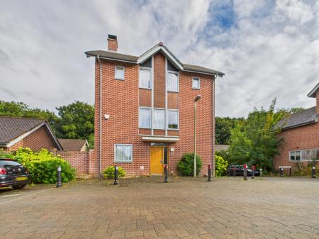 Mailing Way, Limes Park, Basingstoke, RG24