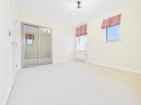 5 bedroom Detached house to let in Mailing Way, Limes Park, Basingstoke, RG24