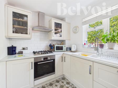 2 bedroom End of terrace house for sale in Clover Field, Lychpit, Basingstoke, RG24