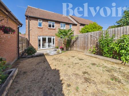 2 bedroom End of terrace house for sale in Clover Field, Lychpit, Basingstoke, RG24