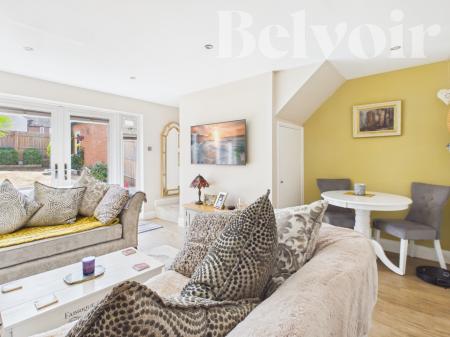 2 bedroom End of terrace house for sale in Clover Field, Lychpit, Basingstoke, RG24