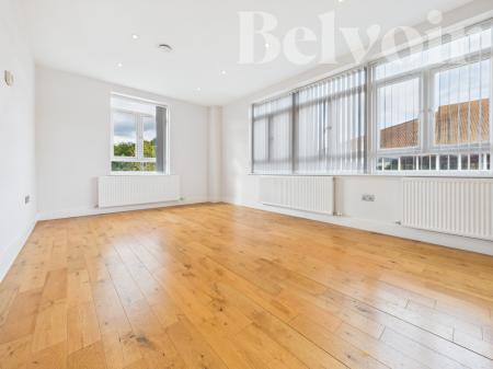 2 bedroom Flat to let in Lime Tree Way, Chineham, Basingstoke, RG24