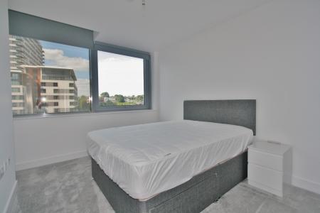 2 bedroom Flat to let in Churchill Place, Churchill Way, Basingstoke, RG21