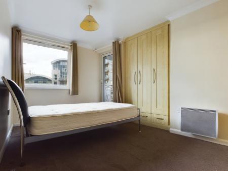 2 bedroom Flat to let in Crown Heights, Alencon Link, Basingstoke, RG21