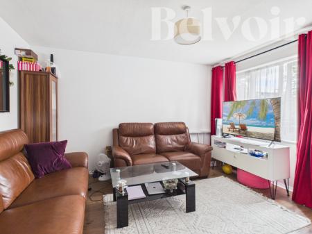 1 bedroom Terraced House for sale in Ruskin Close, Black Dam, Basingstoke, RG21