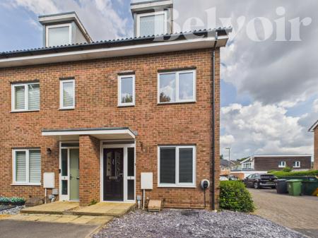 3 bedroom Town house for sale in Irvine Crescent, Basingstoke, RG24