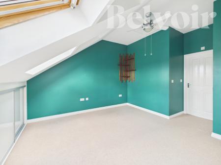 3 bedroom Town house for sale in Irvine Crescent, Basingstoke, RG24