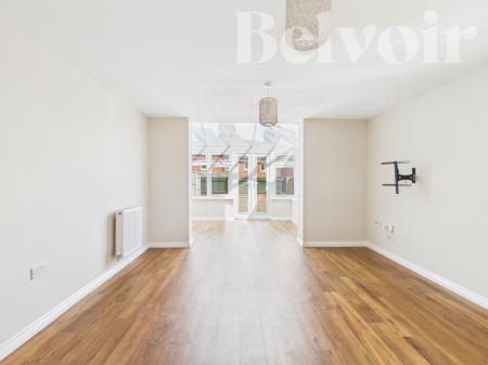 3 bedroom Town house for sale in Irvine Crescent, Basingstoke, RG24