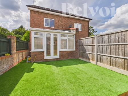 3 bedroom Town house for sale in Irvine Crescent, Basingstoke, RG24