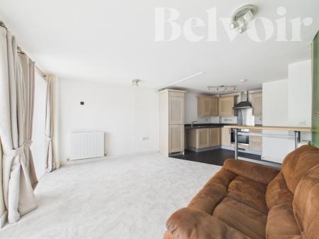 1 bedroom Flat for sale in Edmund Court, Basingstoke, RG24