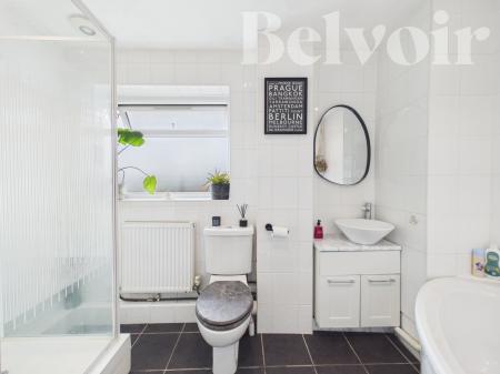 2 bedroom Maisonette for sale in Grainger Close, Basingstoke, RG22