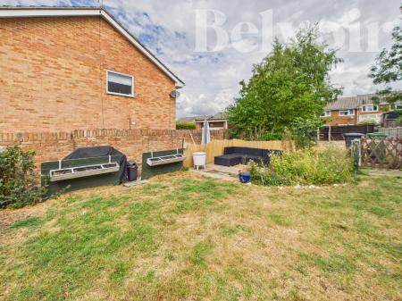 2 bedroom Maisonette for sale in Grainger Close, Basingstoke, RG22