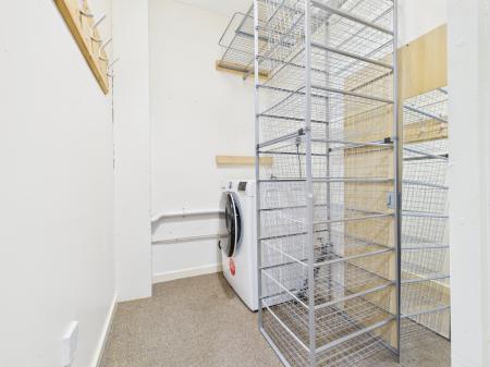 1 bedroom Flat to let in Glamis Close, Oakley, Basingstoke, RG23