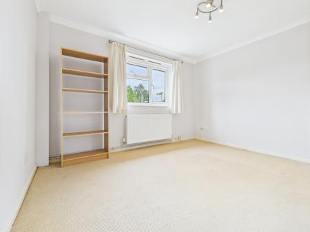1 bedroom Flat to let in Glamis Close, Oakley, Basingstoke, RG23