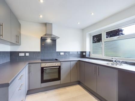 3 bedroom Semi-detached house to let in Irwell Close, Riverdene, Basingstoke, RG21