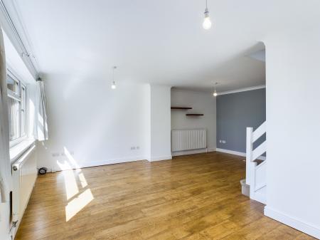 3 bedroom Semi-detached house to let in Irwell Close, Riverdene, Basingstoke, RG21