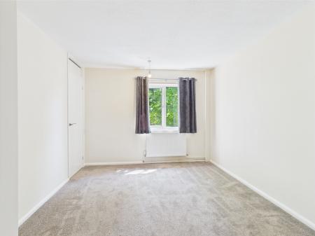 2 bedroom Flat to let in Pershore Road, Popley, Basingstoke, RG24