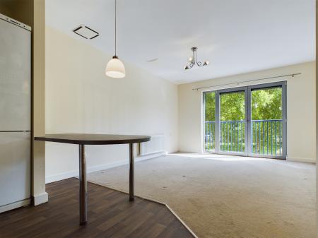 1 bedroom Flat to let in Priestley Road, Limes Park, Basingstoke, RG24