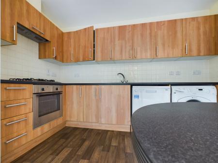 1 bedroom Flat to let in Priestley Road, Limes Park, Basingstoke, RG24