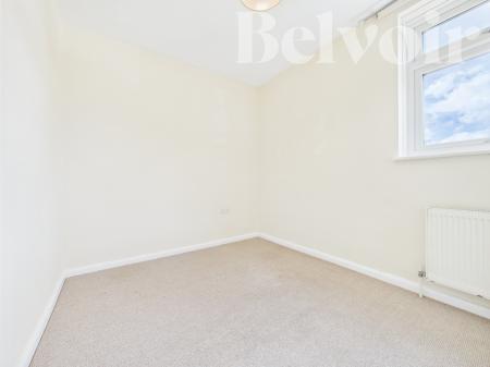 3 bedroom End of terrace house to let in Culver Road, Kings Furlong, Basingstoke, RG21