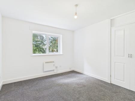 2 bedroom Flat to let in Frescade Crescent, Kings Furlong, Basingstoke, RG21