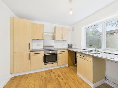 Frescade Crescent, Kings Furlong, Basingstoke, RG21