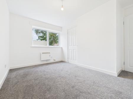 2 bedroom Flat to let in Frescade Crescent, Kings Furlong, Basingstoke, RG21