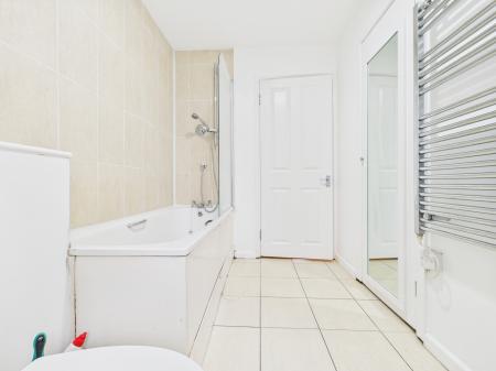 2 bedroom Flat to let in Frescade Crescent, Kings Furlong, Basingstoke, RG21
