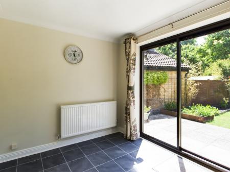 3 bedroom Semi-detached house to let in Woodlands, Chineham, Basingstoke, RG24