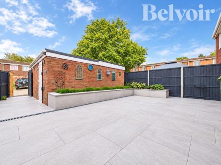 3 bedroom Terraced House to let in Rubens Close, Black Dam, Basingstoke, RG21