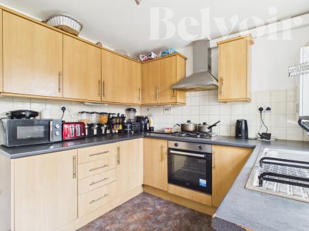 3 bedroom Terraced House for sale in Schubert Road, Brighton Hill, Basingstoke, RG22