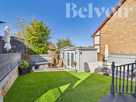 4 bedroom Detached house for sale in Heritage Park, Basingstoke, RG22