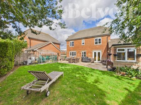 4 bedroom Detached house for sale in Dorset Crescent, Basingstoke, RG22