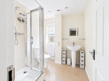 4 bedroom Detached house for sale in Dorset Crescent, Basingstoke, RG22