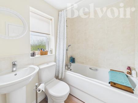 4 bedroom Detached house for sale in Dorset Crescent, Basingstoke, RG22