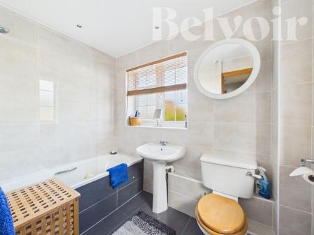 3 bedroom Detached house for sale in Well Close, North Waltham, RG25