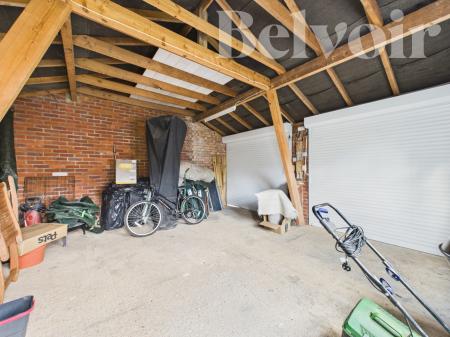 3 bedroom Detached house for sale in Well Close, North Waltham, RG25