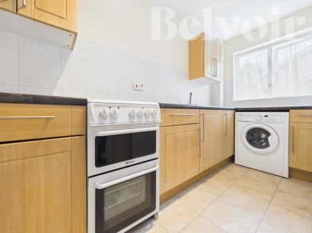 1 bedroom Cluster house to let in Sorrells Close, Chineham, Basingstoke, RG24