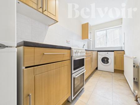 1 bedroom Cluster house to let in Sorrells Close, Chineham, Basingstoke, RG24