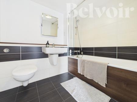 1 bedroom Flat to let in Skyline Plaza, Alencon Link, Basingstoke, RG21