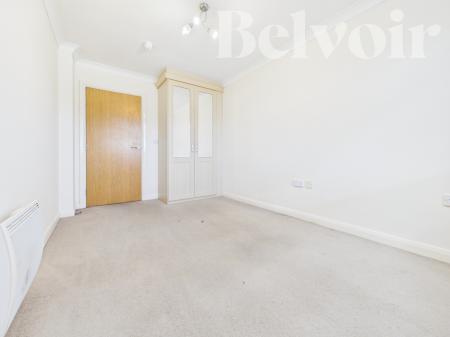2 bedroom Flat to let in Crown Heights, Alencon Link, Basingstoke, RG21