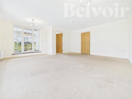2 bedroom Flat to let in Crown Heights, Alencon Link, Basingstoke, RG21