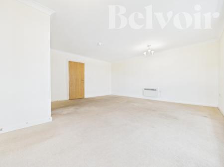 2 bedroom Flat to let in Crown Heights, Alencon Link, Basingstoke, RG21